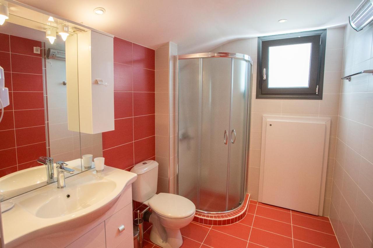 New Loft Polixeni Lägenhet Ioánnina Exteriör bild