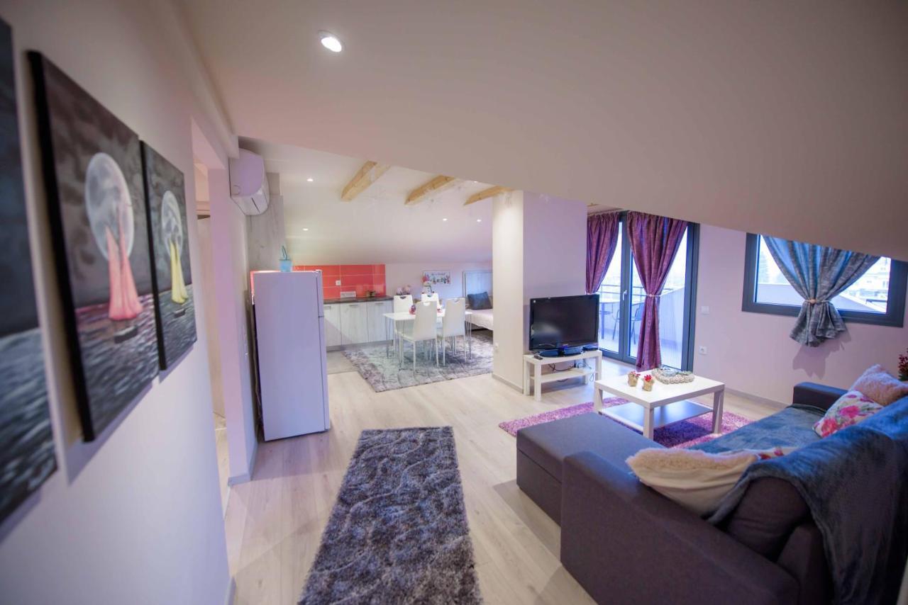 New Loft Polixeni Lägenhet Ioánnina Exteriör bild