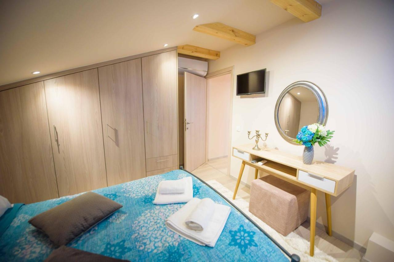 New Loft Polixeni Lägenhet Ioánnina Exteriör bild